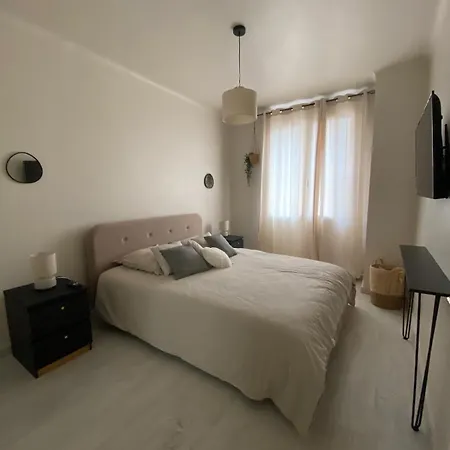 Superbe T2 Refait A Neuf, Equipe, Tres Lumineux, Au Calme ! Parking Prive - Apartment