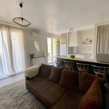 Superbe T2 Refait A Neuf, Equipe, Tres Lumineux, Au Calme ! Parking Prive - Apartment Ajaccio (Corsica)